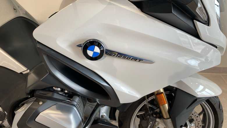 BMW R1250 RT LE (20MY)